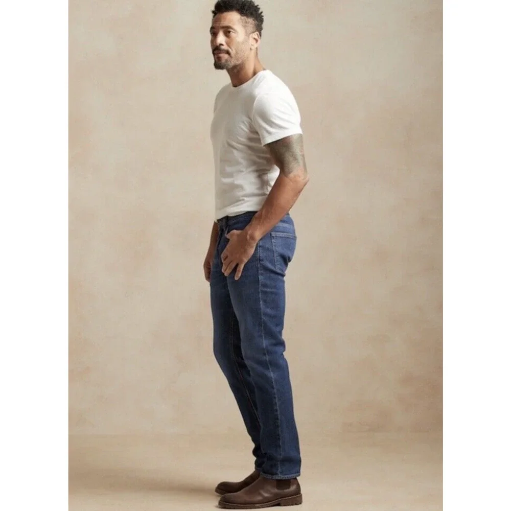 New Banana Republic Mens Straight Size 44 x 34 Organic Cotton Mid‎ Rise NWT